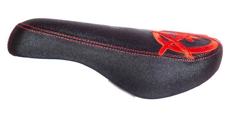 Demolition X Markit Pivotal Seat 6 Demolition X Markit Pivotal Seat - Image 4