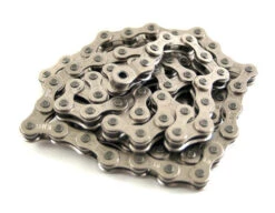 KMC Z510HX CHAIN W/Halflink -Cycle Gear Hub KMC.510hx.Chain .chrome 54118.1568922701.1280.1280