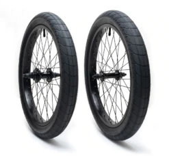 System 20" Wheel / Tire Combo