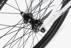 We The People Atlas 24" Bike 2023 -Cycle Gear Hub WTP.Atlas .Bike .2021.white .5