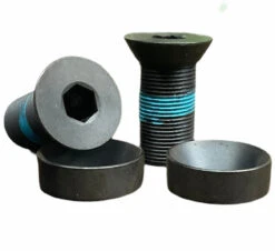 Volume Foundation Crank Spindle Bolts