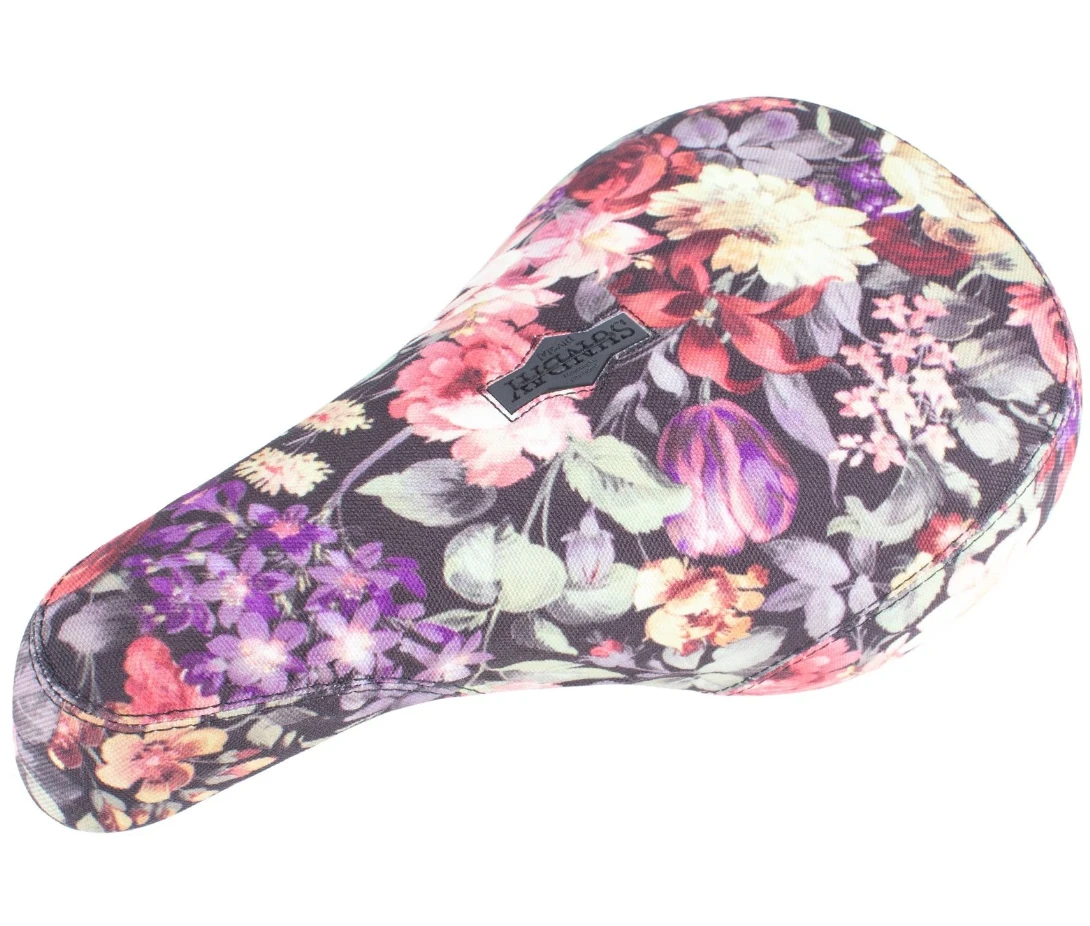 Sunday Wallflower Pivotal Seat 3 Sunday Wallflower Pivotal Seat